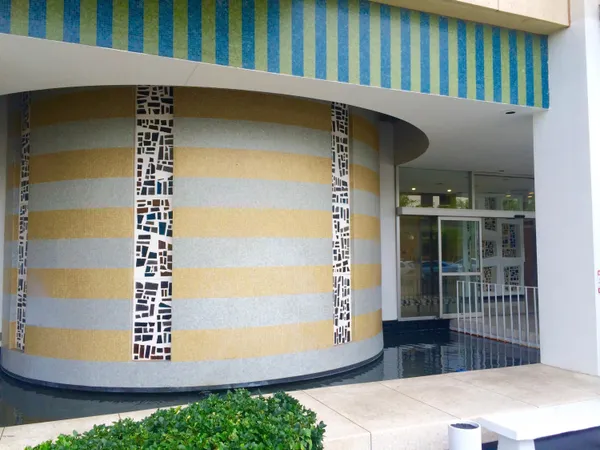 $3,400 | 207 West Clarendon Avenue, Unit G18, Phoenix, AZ 85013