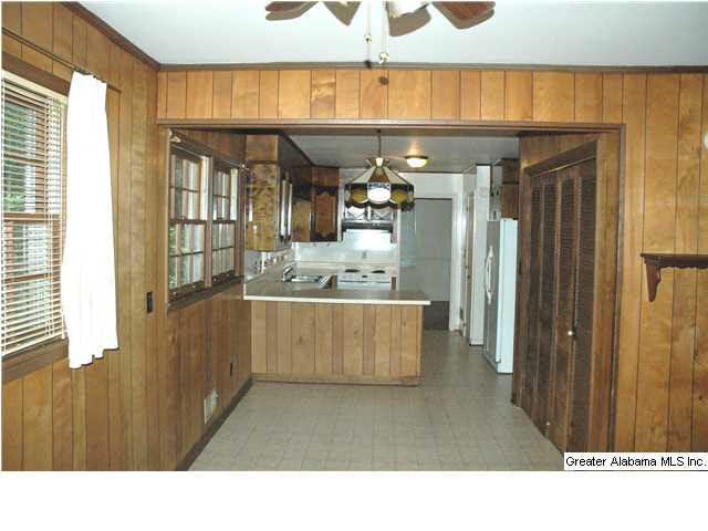 9813 Redcliff Road Birmingham, AL 35215 - Photo 5 of 7