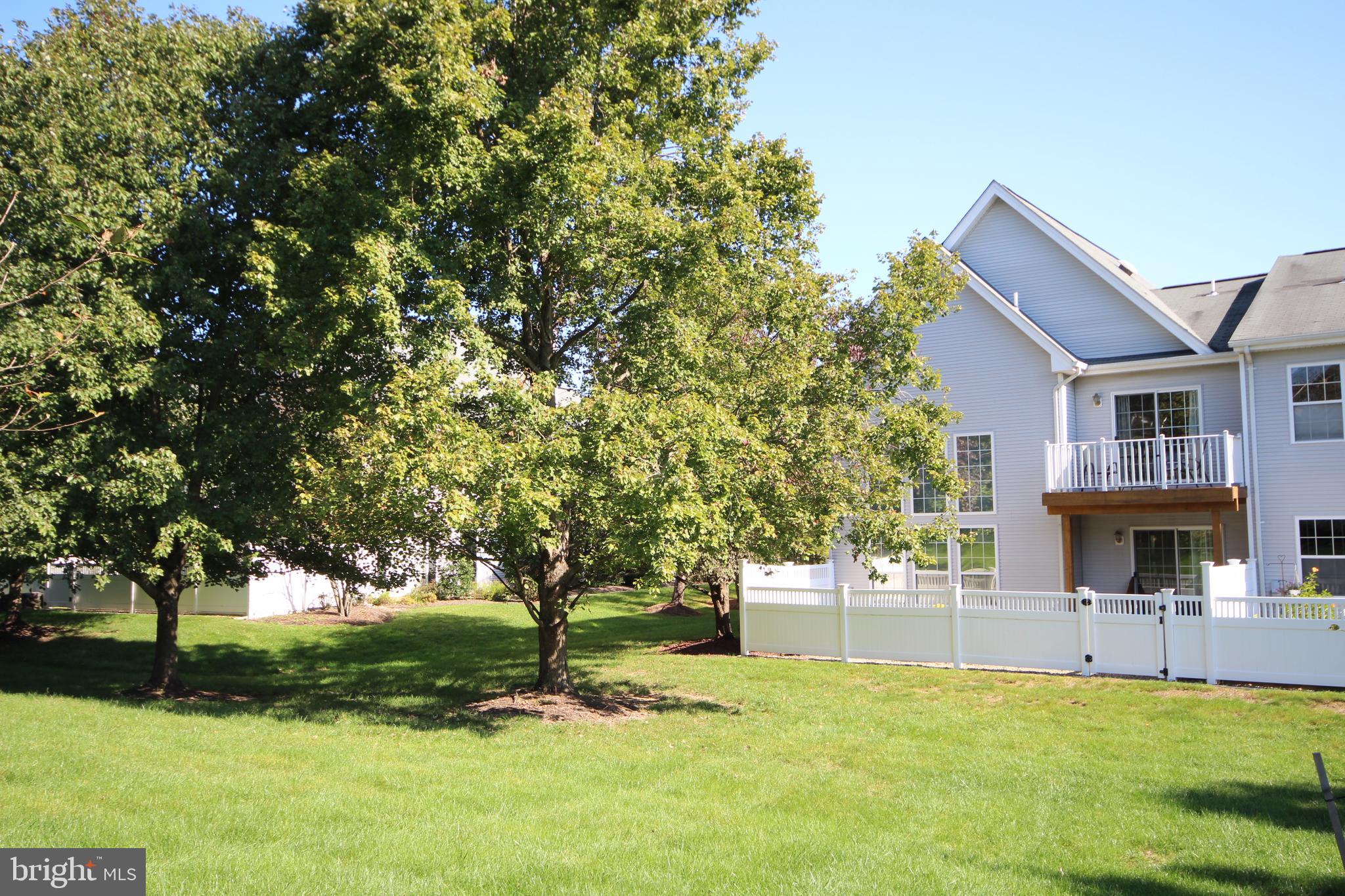 345 Watkins Road Pennington, NJ 08534 - Photo 4 of 53