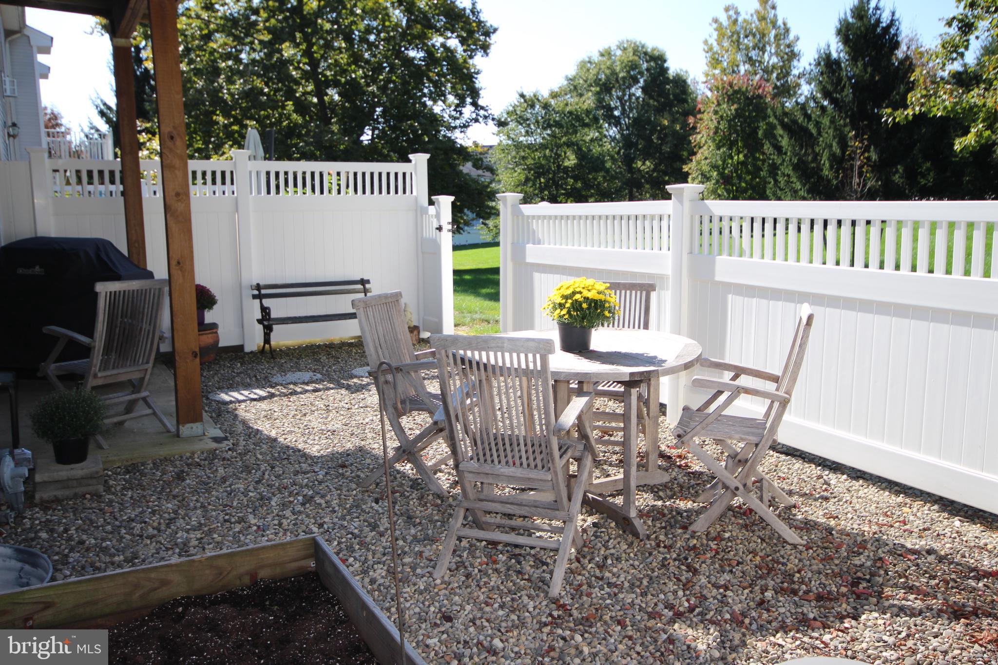 345 Watkins Road Pennington, NJ 08534 - Photo 6 of 53