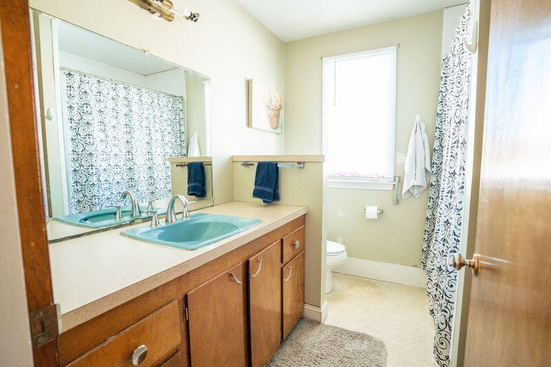 13 Yarmouth Road Gray, ME 04039 - Photo 16 of 26 Bathroom 2