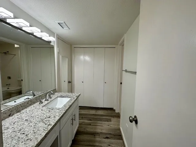 $1,350 | 2333 Bering Drive, Unit 311, Houston, TX 77057