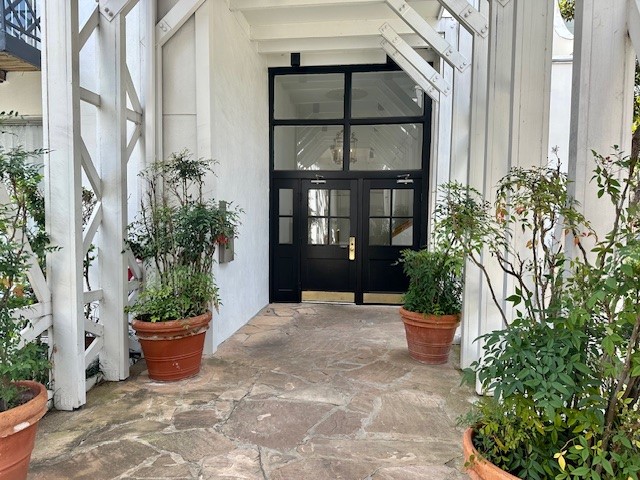 2333 Bering Drive, Unit 311 Houston, TX 77057 - Photo 3 of 23