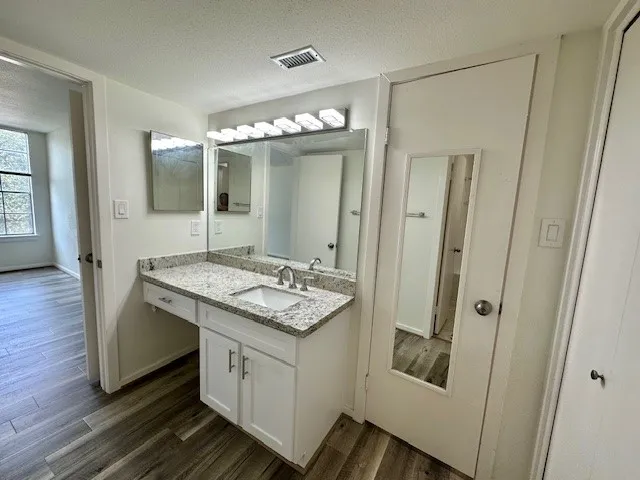 $1,350 | 2333 Bering Drive, Unit 311, Houston, TX 77057