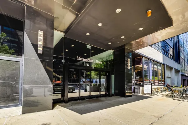 $3,500 | 130 South Canal Street, Unit 218, Chicago, IL 60606