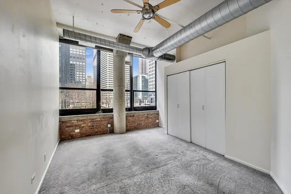 $3,500 | 130 South Canal Street, Unit 218, Chicago, IL 60606