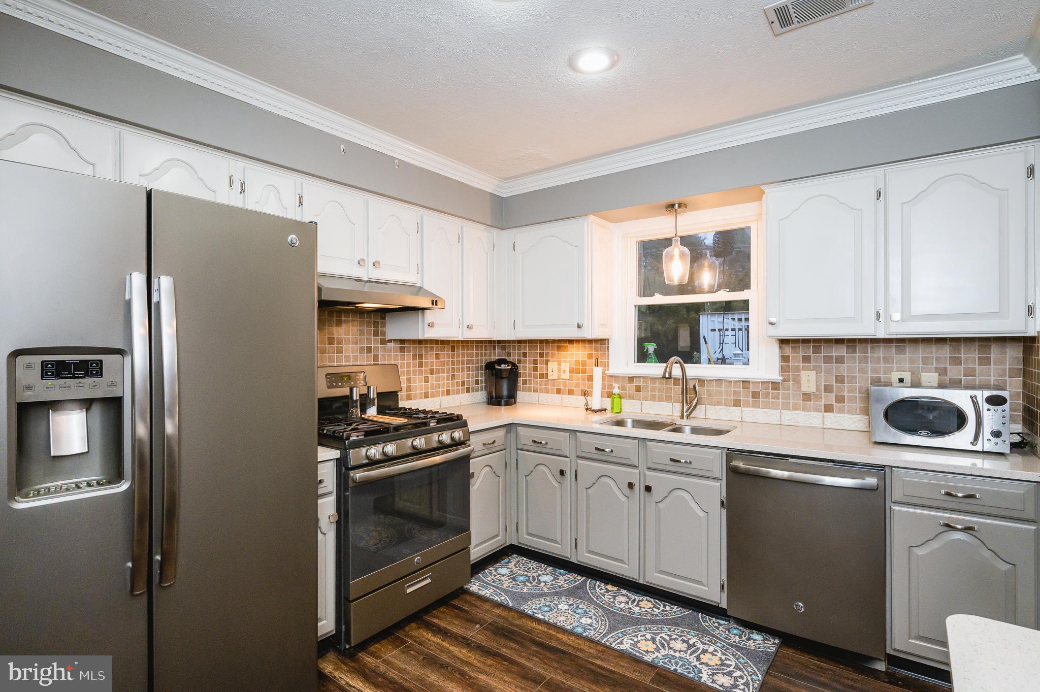 631 Nottingham Way Red Lion, PA 17356 - Photo 18 of 57