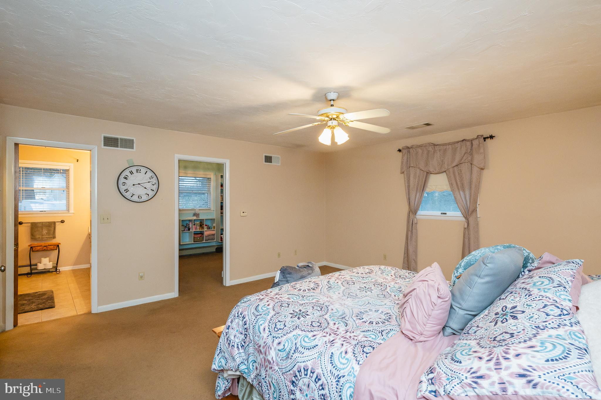 631 Nottingham Way Red Lion, PA 17356 - Photo 24 of 57