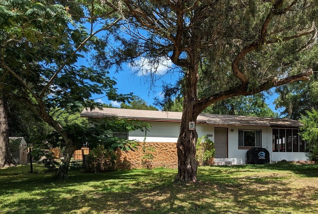 a view of a house with pool