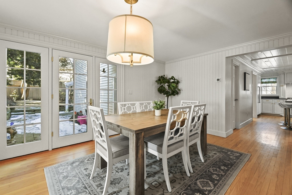 15 Alden Road Wellesley, MA 02481 - Photo 12 of 42