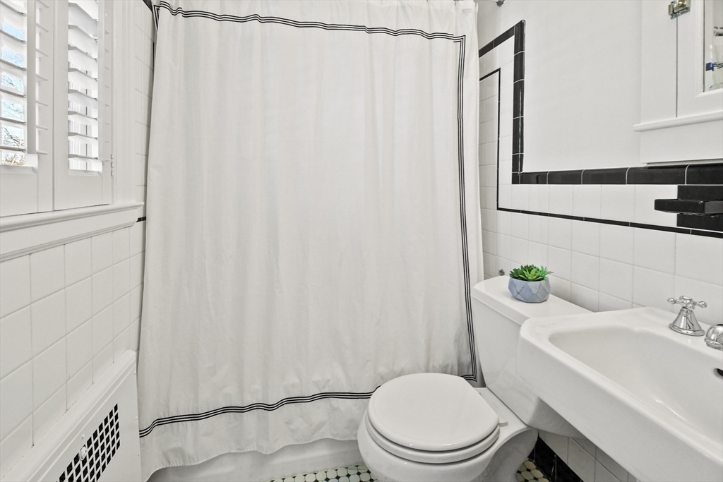 15 Alden Road Wellesley, MA 02481 - Photo 30 of 42