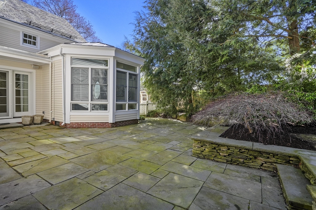 15 Alden Road Wellesley, MA 02481 - Photo 38 of 42