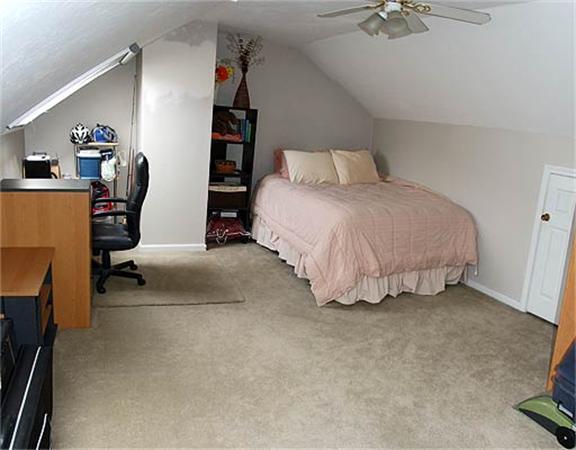 4 Tuck Farm Road, Unit 2 Auburn, MA 01501 - Photo 12 of 13 Gallery Image 12