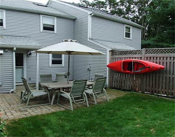 4 Tuck Farm Road, Unit 2 Auburn, MA 01501 - Photo 2 of 13 Gallery Image 2