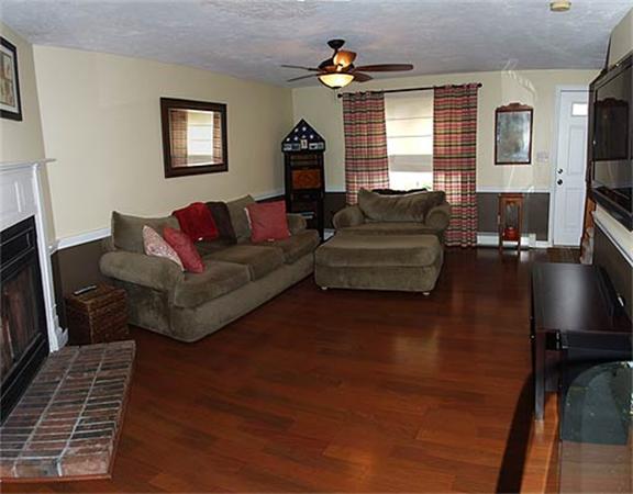 4 Tuck Farm Road, Unit 2 Auburn, MA 01501 - Photo 4 of 13 Gallery Image 4