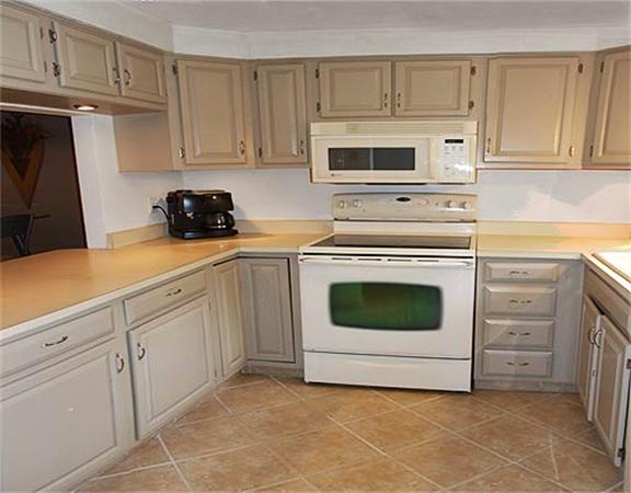 4 Tuck Farm Road, Unit 2 Auburn, MA 01501 - Photo 7 of 13 Gallery Image 7