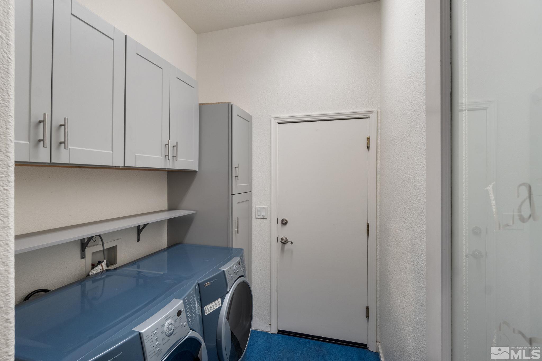 9607 Glen Ridge Drive Reno, NV 89521 - Photo 19 of 22 a view of cabinets with wooden floor