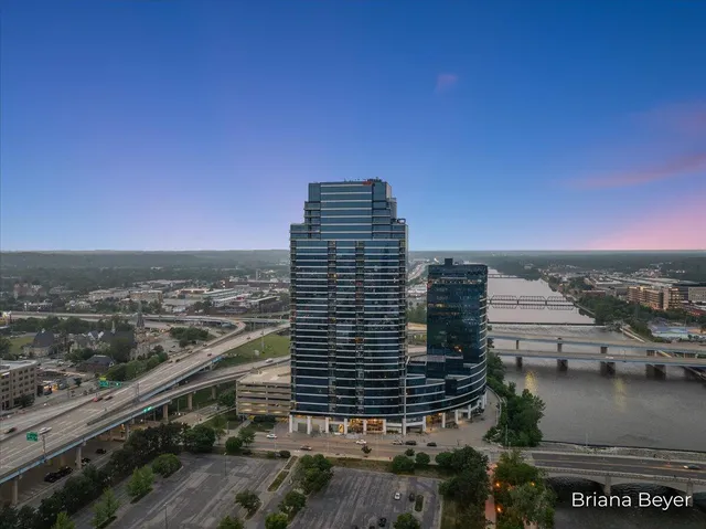 $1,949,000 | 335 Bridge Street Northwest, Unit 3102, Grand Rapids, MI 49504