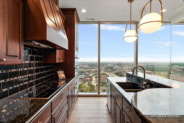 $1,949,000 | 335 Bridge Street Northwest, Unit 3102, Grand Rapids, MI 49504