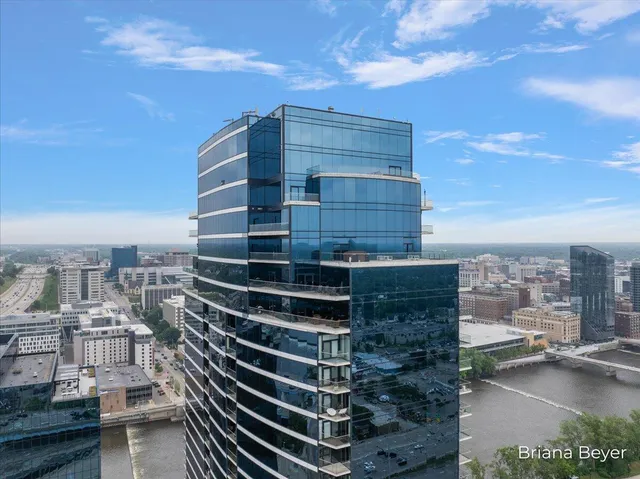 $1,949,000 | 335 Bridge Street Northwest, Unit 3102, Grand Rapids, MI 49504