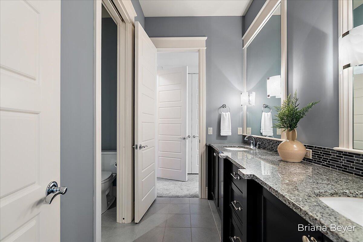 335 Bridge Street Northwest, Unit 3102 Grand Rapids, MI 49504 - Photo 49 of 72 135-335-Bridge-St-NW WM-62