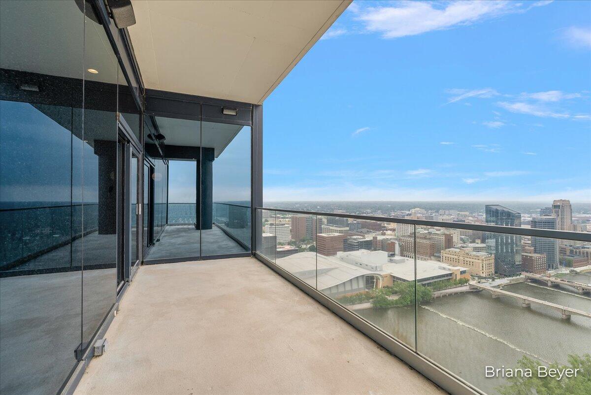 335 Bridge Street Northwest, Unit 3102 Grand Rapids, MI 49504 - Photo 52 of 72 138-335-Bridge-St-NW WM-65