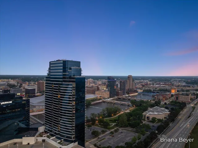 $1,949,000 | 335 Bridge Street Northwest, Unit 3102, Grand Rapids, MI 49504