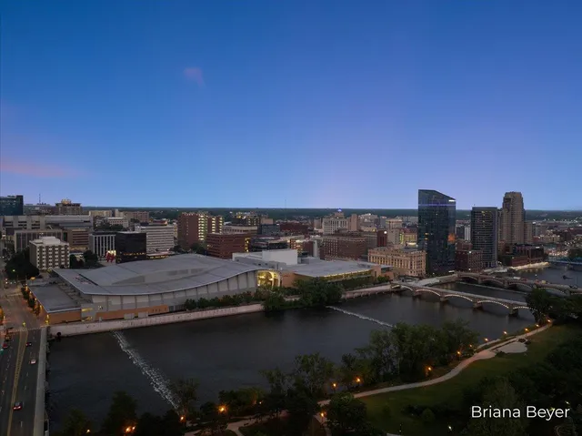 $1,949,000 | 335 Bridge Street Northwest, Unit 3102, Grand Rapids, MI 49504