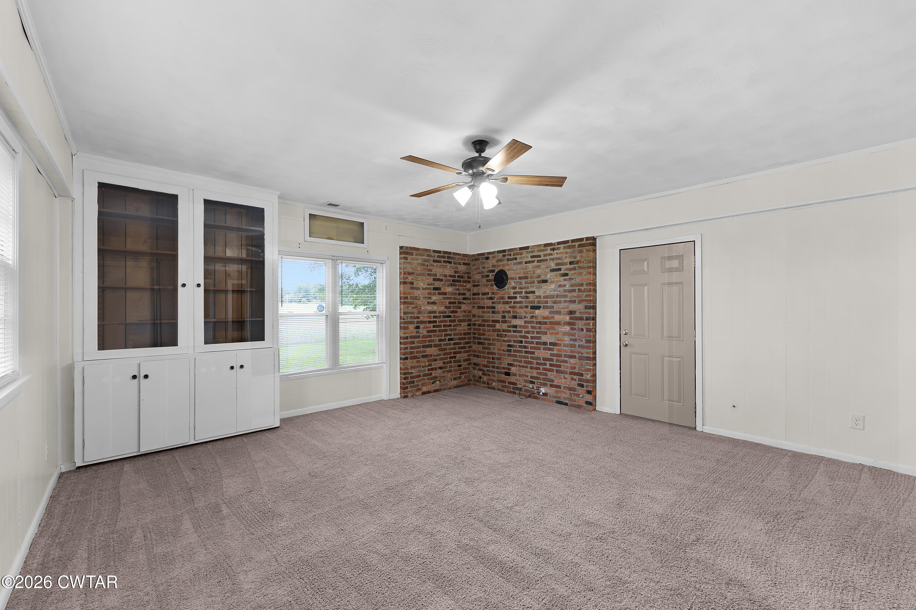 2060 Ashport Road Oakfield, TN 38362 - Photo 9 of 28 Living Room