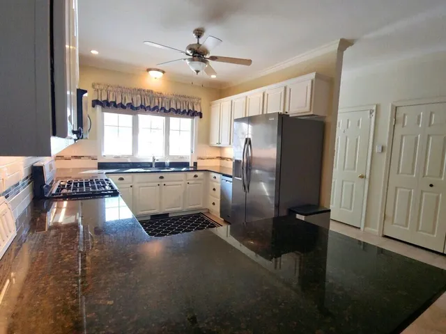 $615,000 | 43 Grey Wolf Drive, Unit 13, Franklin, MA 02038