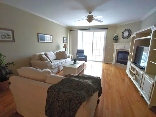 $615,000 | 43 Grey Wolf Drive, Unit 13, Franklin, MA 02038