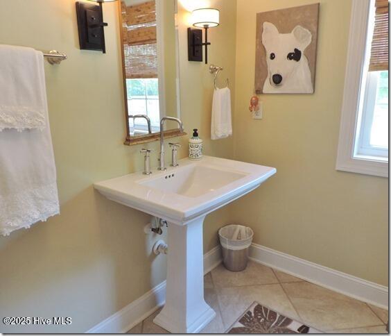 110 East Blalock Road Lucama, NC 27851 - Photo 29 of 47 14_Full Bathroom