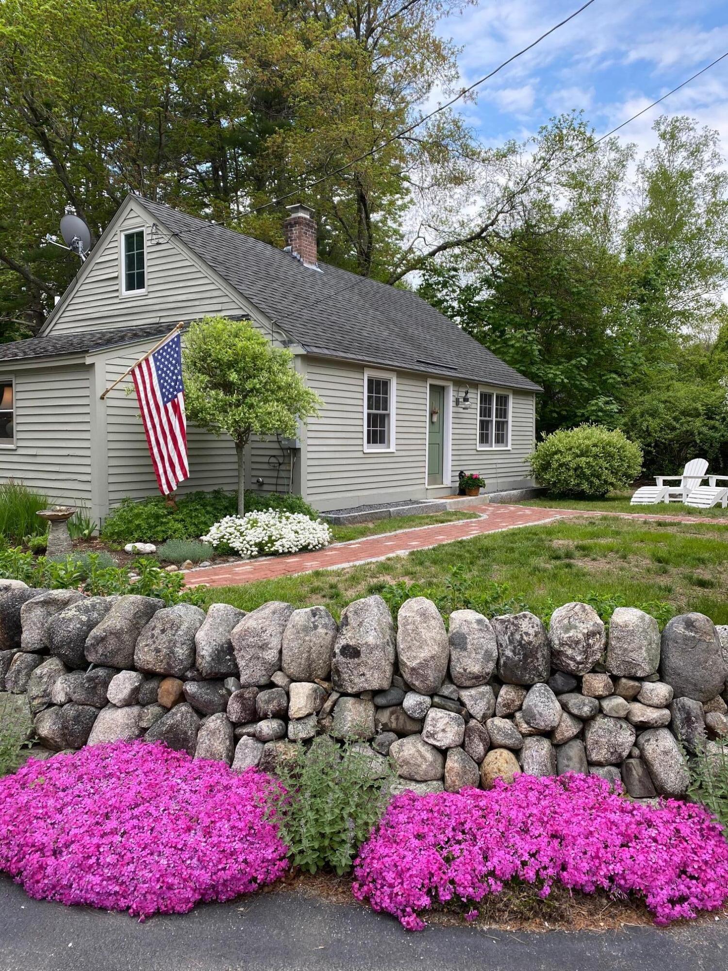 105 Sea Road Kennebunk, ME 04043 - Photo 3 of 22 front2.jpeg