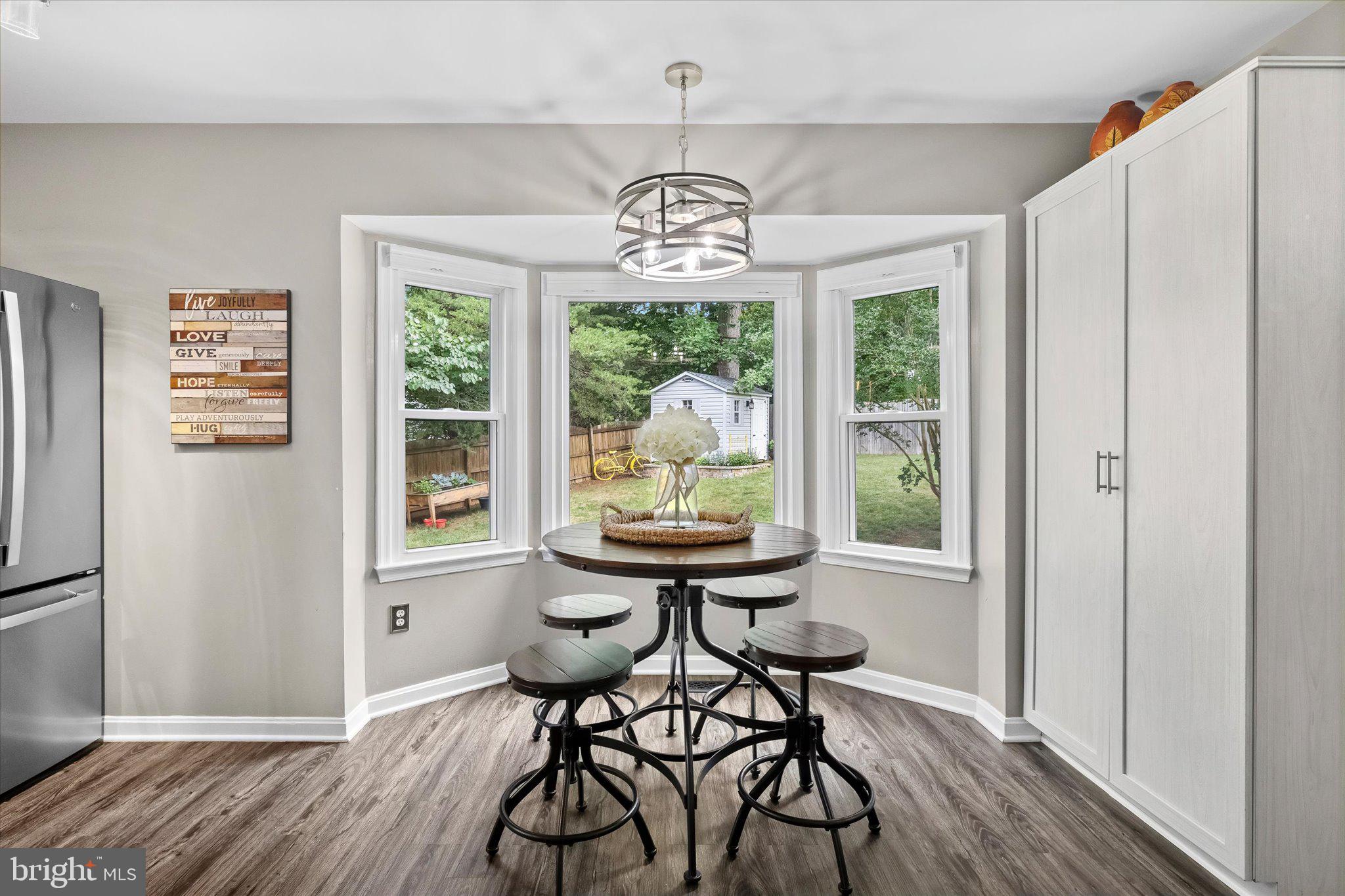 48 Burns Road Stafford, VA 22554 - Photo 17 of 69 Gorgeous bay window overlooking backyard