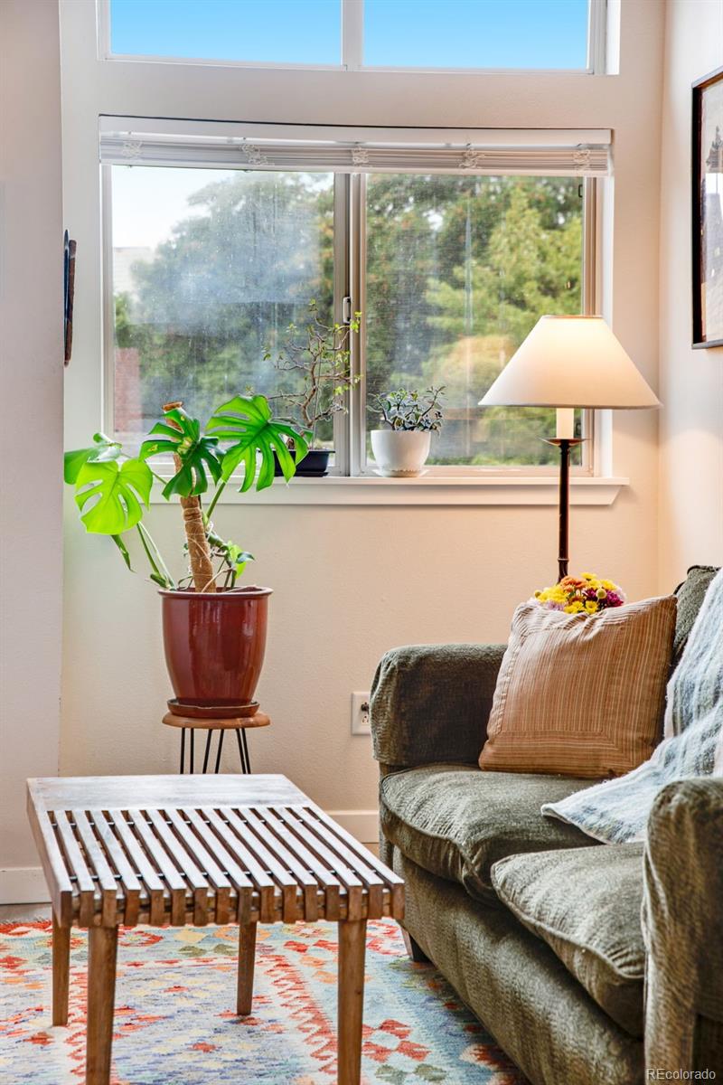 500 30th Street, Unit 4 Denver, CO 80205 - Photo 5 of 40