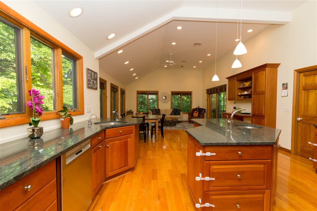 33 Olde Lantern Road Bedford, NH 03110 - Photo 12 of 33 Gallery Image 12