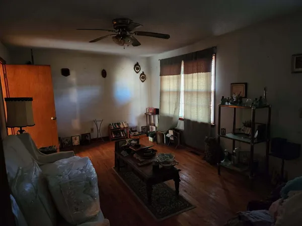 $55,000 | 696 Eastland Avenue, Kingstree, SC 29556