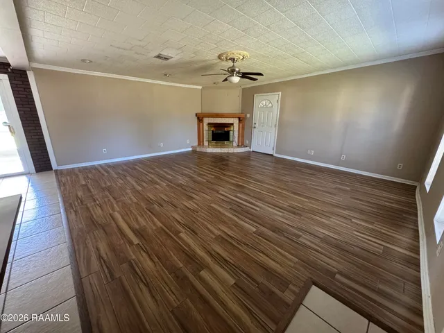 $1,050 | 432 St Clair Lafayette La, Breaux Bridge, LA 70517