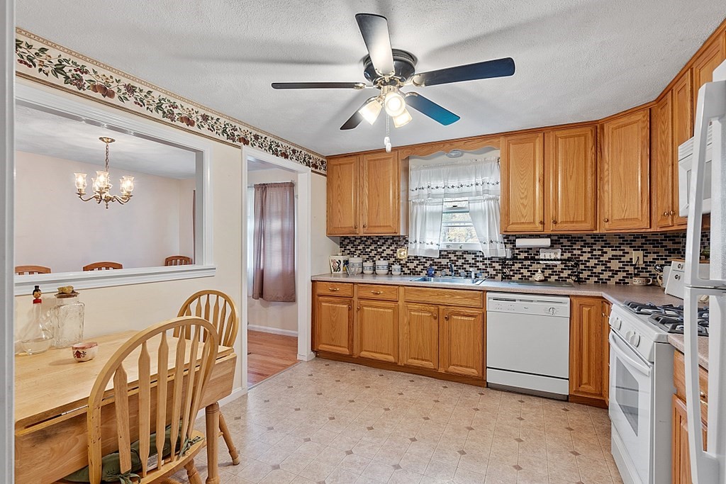 30 Partridge Road Methuen, MA 01844 - Photo 14 of 42 Gallery Image 14