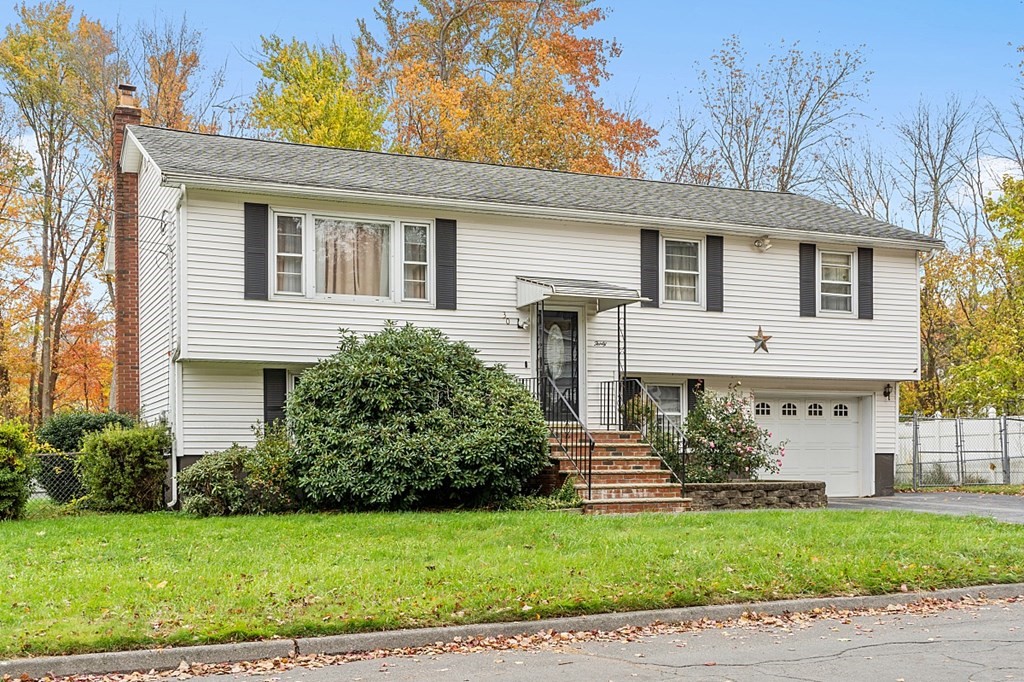 30 Partridge Road Methuen, MA 01844 - Photo 3 of 42 Gallery Image 3