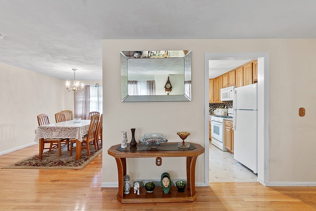 30 Partridge Road Methuen, MA 01844 - Photo 8 of 42 Gallery Image 8