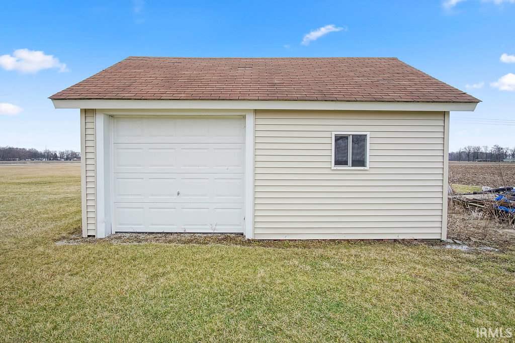 5812 East Tillman Road Fort Wayne, IN 46816 - Photo 6 of 33