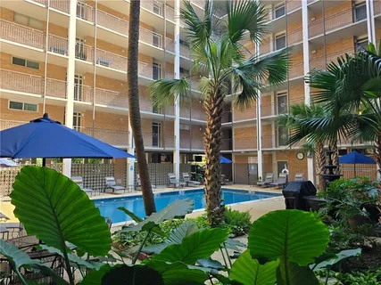 $425,000 | 3915 St Charles Avenue, Unit 704, New Orleans, LA 70115