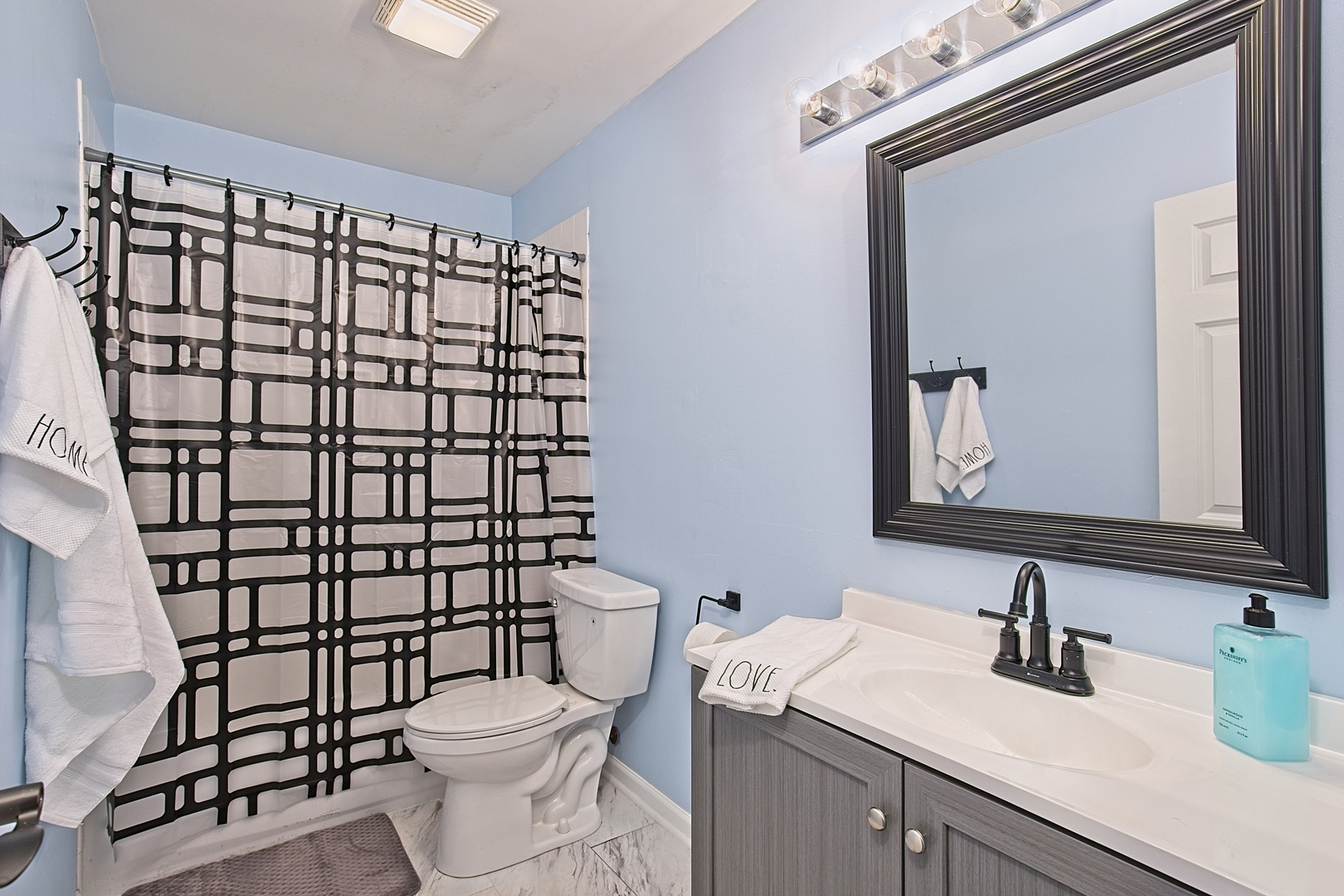 905 Charlton Road Lake Villa, IL 60046 - Photo 19 of 28