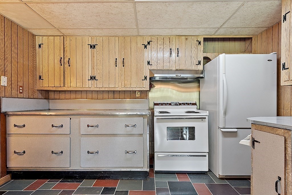 252 Massasoit Road Worcester, MA 01604 - Photo 28 of 39 Gallery Image 28