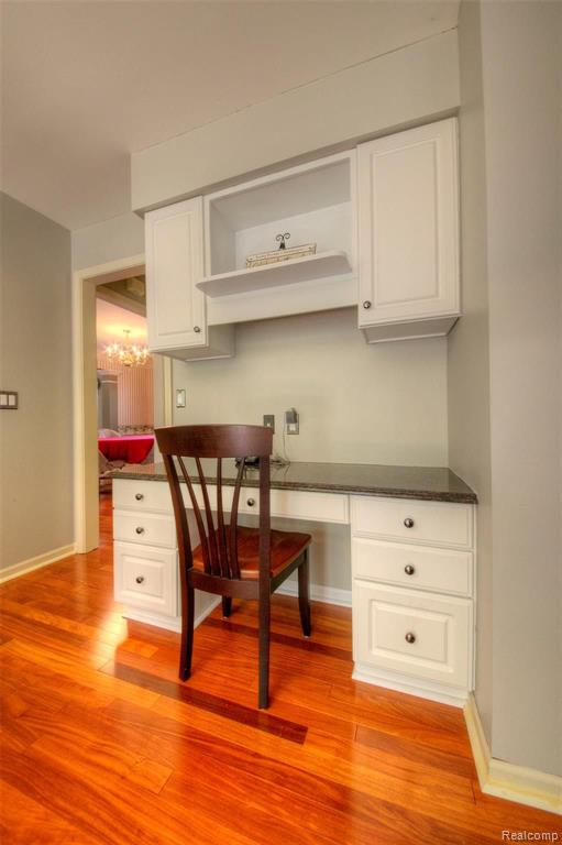 46559 Inverness Road Canton, MI 48188 - Photo 23 of 48