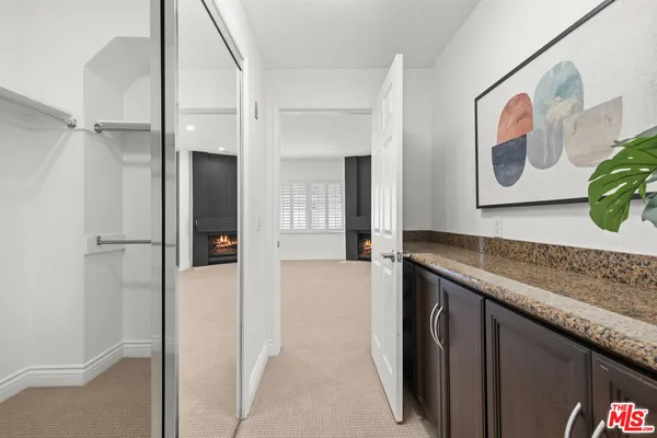 $1,049,000 | 11636 Montana Avenue, Unit 107, Los Angeles, CA 90049