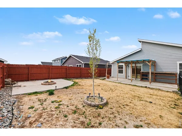 a house view with a outdoor space