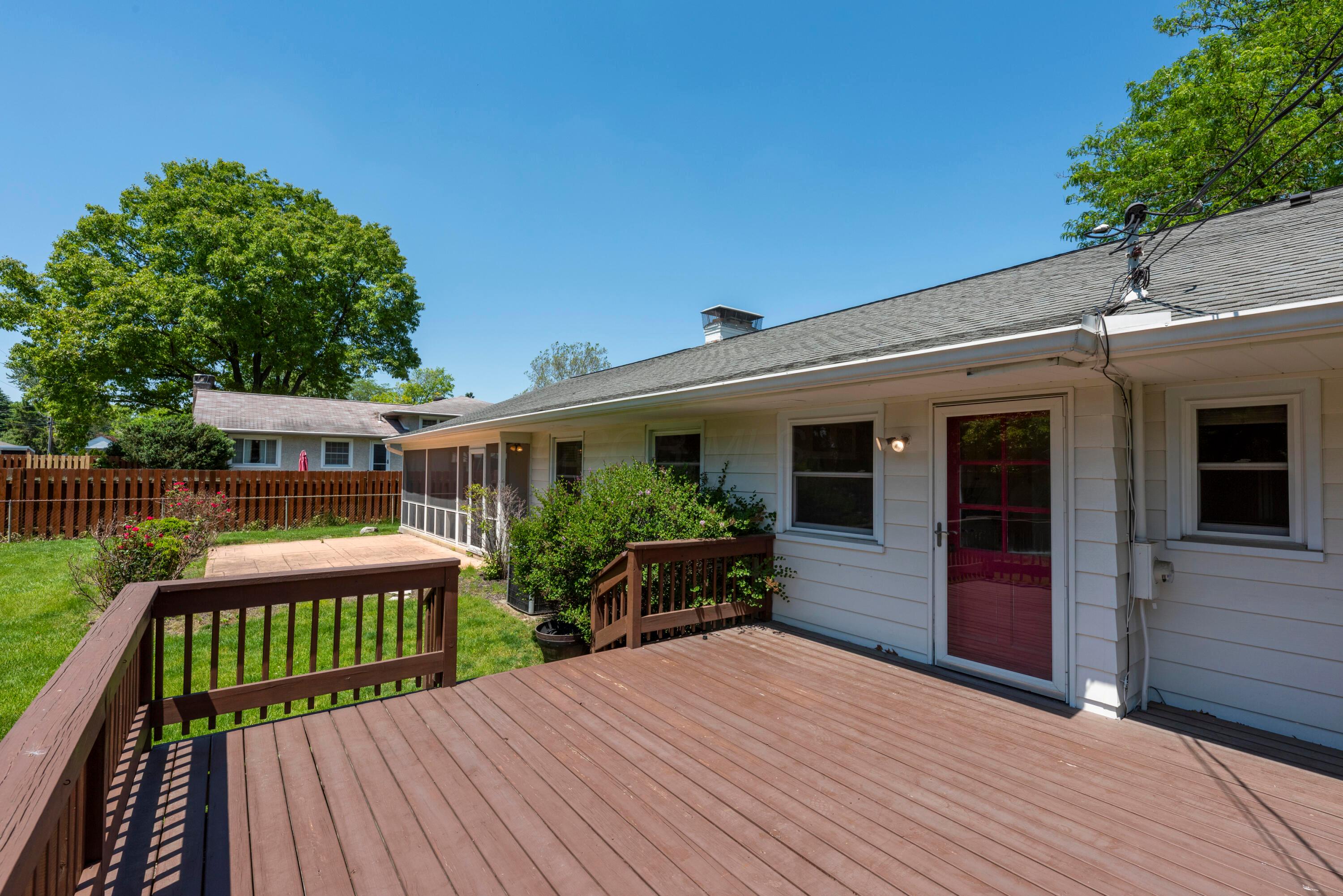 1491 Kirkley Road Columbus, OH 43221 - Photo 47 of 49