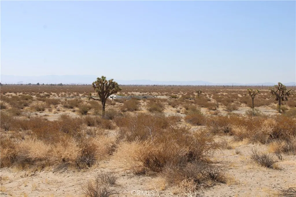 18 Lessing Road Adelanto, CA 92301 - Photo 5 of 19 a view of city and mountain